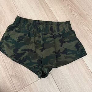 Women’s medium 2in Olive daze hot stuff shorts